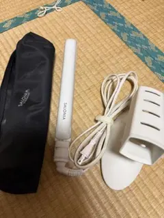 SALONIA ストレートヘアアイロン ホワイト３点セット❗️