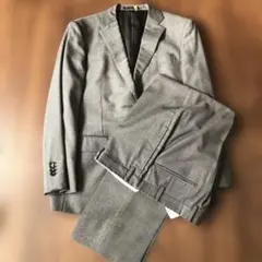 【再値下げ】HILTON グレー スーツ ab5程度 グアベロsuper130