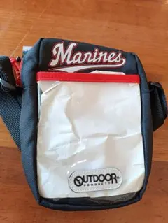 千葉ロッテマリーンズ　OUTDOOR ショルダーポーチ　ピンバッジ3個付き