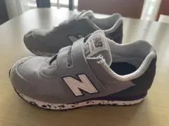 New Balance 515 グレー ベルクロスニーカー　キッズ