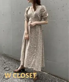 ダブルクローゼット　レディース　半袖　フリル花柄　ロングワンピース