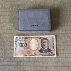 FURLA trifold walletのサムネイル