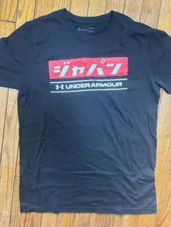 アンダーアーマー　Tシャツ
