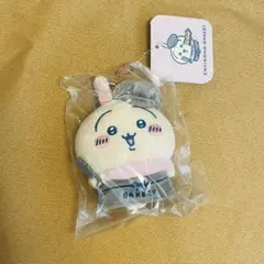 ちいかわ　ちいかわベーカリー　スタッフさんなマスコット　うさぎ