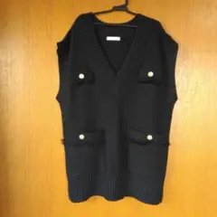 試着のみ　美品　ニット　ベスト　ジレ　濃紺　ネイビー　ゴールドボタン