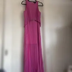BCBGMAXAZRIA プリーツロングワンピース ピンクのサムネイル