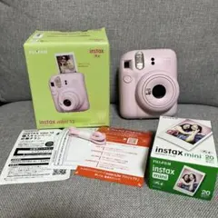 チェキinstaxmini12 ピンク 本体とフィルム20枚付き