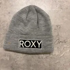 ROXY ニット帽 ビーニー グレー ロゴパッチのサムネイル