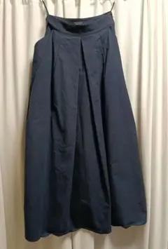 BRAHMIN ネイビー フレアロングスカート
