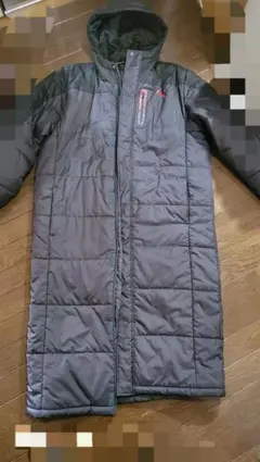 ロングベンチコート