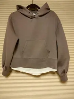 イッカ　パーカー