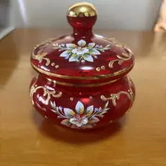 【最高級】ボヘミアガラス ハイエナメル 蓋付き小物入れ レッド 金彩 盛り上げ