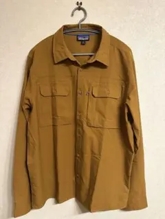 美品　Patagonia セルフガイデッド・サン　ロングスリーブシャツ　Mのサムネイル
