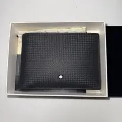 二つ折り財布のサムネイル