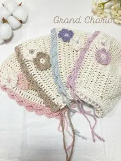 花モチーフベビー用ボンネット　アイボリー×ピンク