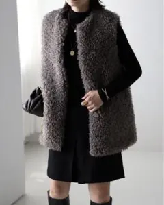 プードルファーロングベスト