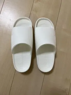 Nike ホワイト スライドサンダル　カーム