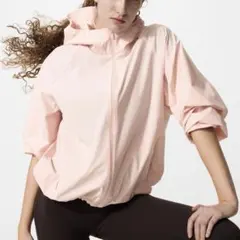 新品　ポケッタブルuvカットパーカ　UNIQLO ユニクロ　パーカー