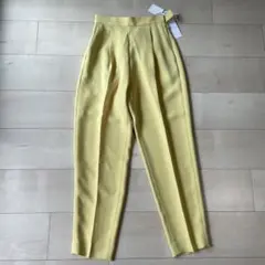 【新品】ELENDEEK イエロープリーツパンツのサムネイル
