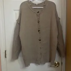 グレイル　ベージュ フリル襟 ボタン付き ニット