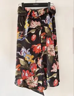 ZARA 花柄 フレアスカート XS 新品未使用