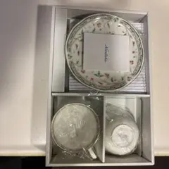 花柄ティーカップ・ソーサーセット