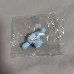 【送料込】サンリオ　キャラクターズ　むぎゅぎゅ!パーカーフィギュア　シナモロール