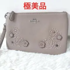 極美品☆COACH☆コーチ　ティーローズ　リストレット　ポーチ　グレージュ　花柄