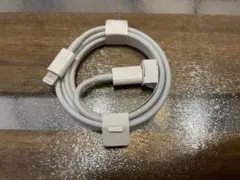 Lightningケーブル ホワイト