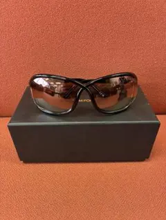 値下げ』TOM FORD TF1069 01Z Femanda ケース付き - メルカリ