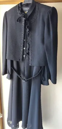 レディース　ブラック礼服　11号(L)