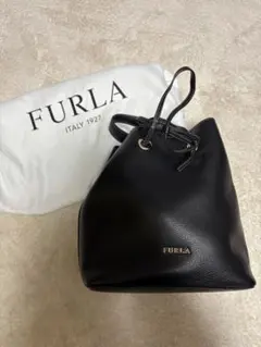 極美品　人気　FURLAフルラ　コスタンザ 2wayショルダー巾着バッグ 黒
