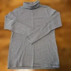 無印ボーダータートルネック長袖Tシャツ