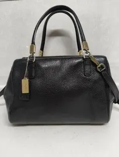 COACH ブラック 2WAYバッグ ショルダー紐 金具くすみ 内側やや汚れありのサムネイル