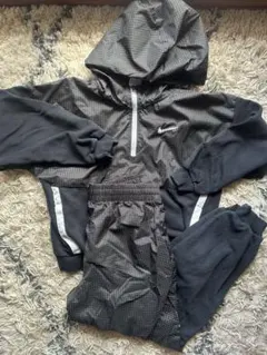 Nike フード付きトレーニングウェア上下