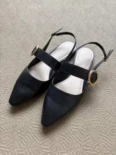 CHARLES & KEITH ブラック パンプス　ミュール　サンダルのサムネイル