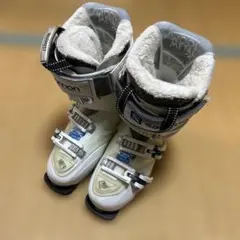 Item thumbnail for item 56861359-010a-4516-a752-e04b45f565e3