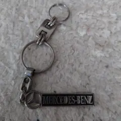 ★Mercedes-Benz メルセデスベンツ メタルキーホルダー キーリング★