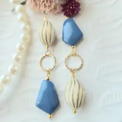 No.127★大人可愛い☆ブルー☆アシメ☆アンティーク☆ピアス☆イヤリング