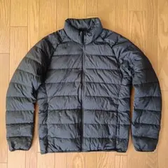美品 ユニクロ ウルトラライトダウンジャケット 3Dカット ネイビー S 袋あり