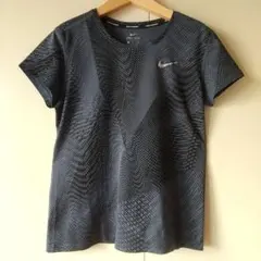 NIKE 半袖 レディース Tシャツ