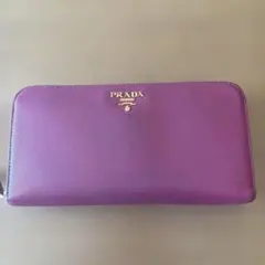 PRADA 長財布 ⭐︎ サフィアーノ ピンク ラウンドファスナーのサムネイル