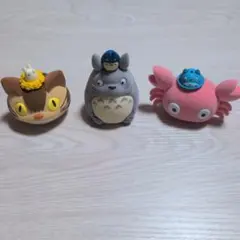 どんぐり共和国　トトロ　メイガニ　ネコバス　カプセルトイのサムネイル