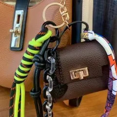 VIA MAIL BAG キーチャーム ブラウン系 サイズF - メルカリ