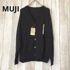 《未使用》無印良品Vネックカーディガン黒のサムネイル
