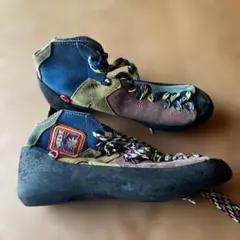 Item thumbnail for item 75c33a97-96e2-4fd1-8837-27208fbd5881