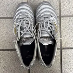 Mizuno Morelia DNAサッカーシューズ