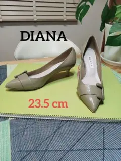 DIANA バックル ポインテッドトゥ 23.5 グレージュ ピンヒール