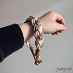 Item thumbnail for item 09d8a327-d4aa-4f37-b9a7-58b83fa30b68