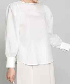 nano universe ギャザーパフスリーブブラウス ホワイト
